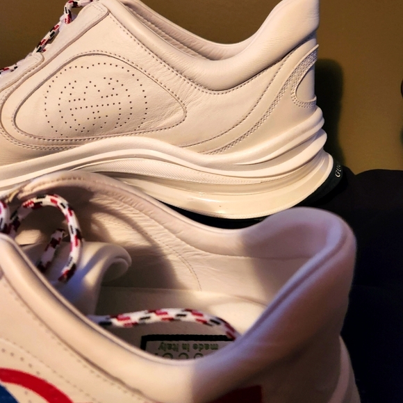 NWOT Gucci run leather sneakers 10 - Picture 3 of 8